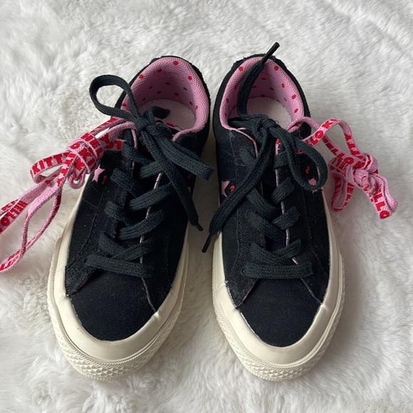 NWOT Converse x Hello Kitty suede sneakers - Picture 2 of 5